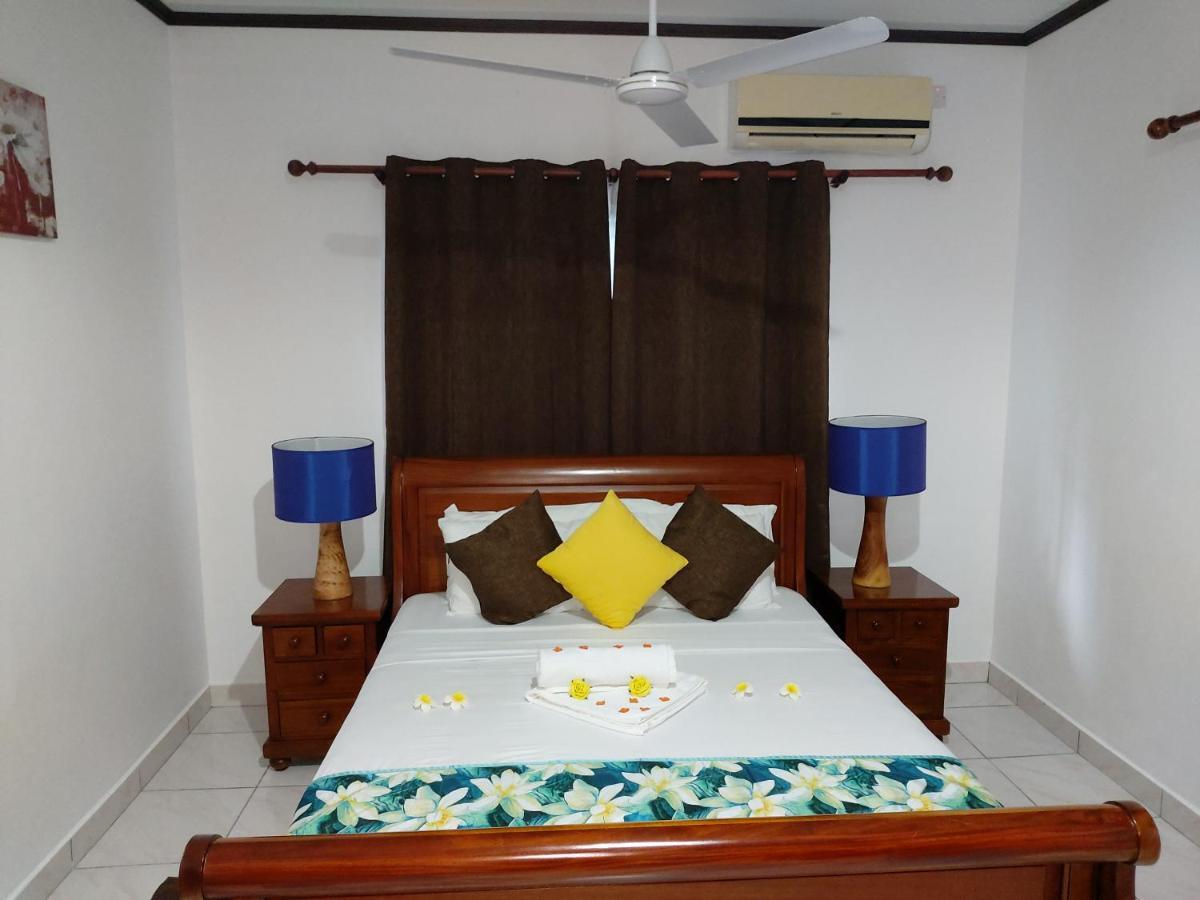 Leo'S Petit Villa Annex Praslin Екстериор снимка